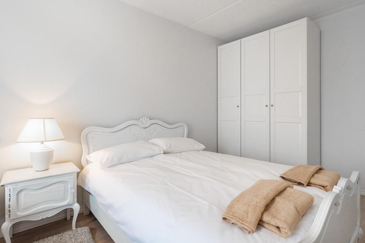 Apartment Airhome - Black&white Tallinn